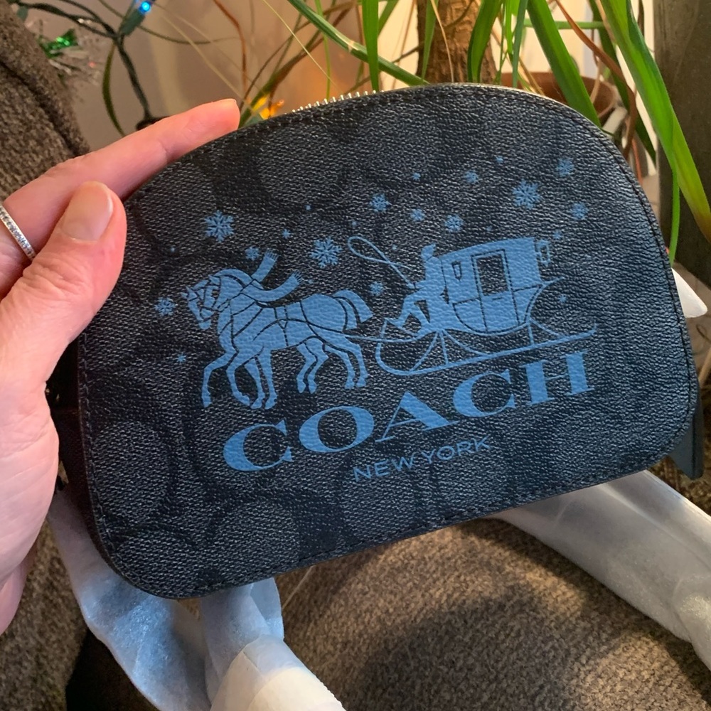 Authentic COACH Signature Coated canvas /smooth leather zip top crossbody - Picture 8 of 9